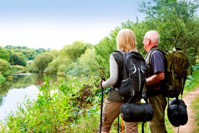 Older couple hiking 640x427.jpg