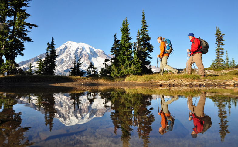 Geographic view of east and west craters of Mount Rainier.